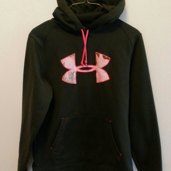 Under Armour Other - 🔴SALE🔴✅FINAL PRICE✅💚UNDER ARMOUR CAMO HOODIE💚